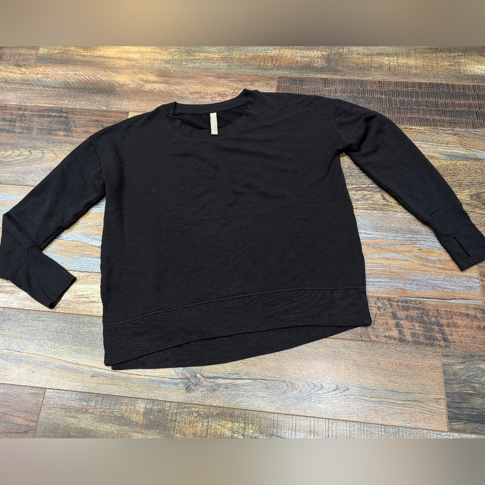 Athleta Black Women's Crewneck Size Small
